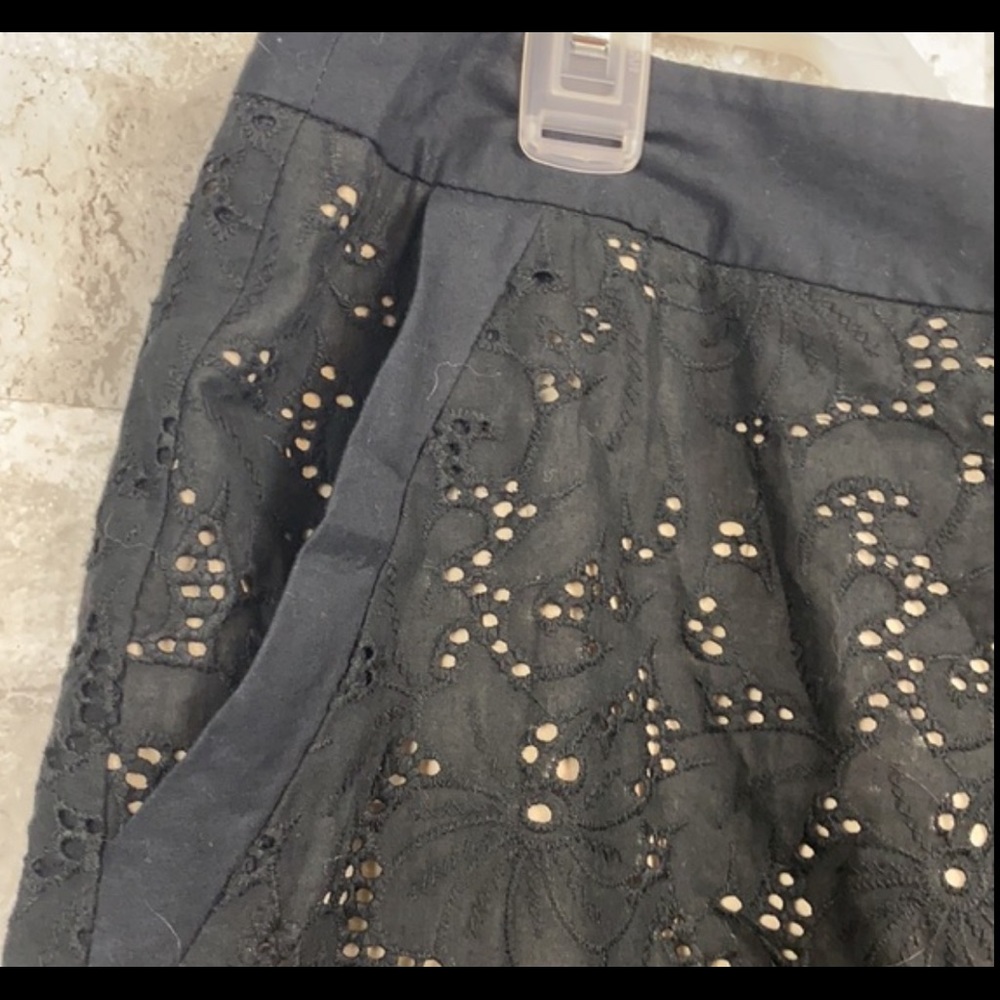 Ann Taylor LOFT black & beige cotton lace lined skirt & jacket set - Picture 4 of 8